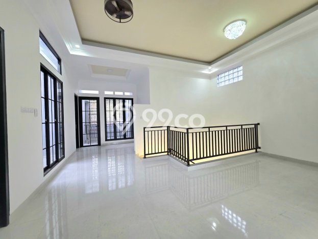 Rumah Luxury Modern Siap Huni di BSD Tangerang Rumah Luxury Modern Siap Huni di BSD Tangerang
