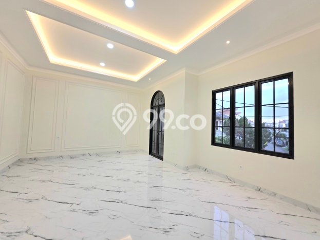 Rumah Luxury Modern Tanpa Renovasi di BSD City Tangerang Rumah Luxury Modern Tanpa Renovasi di BSD City Tangerang