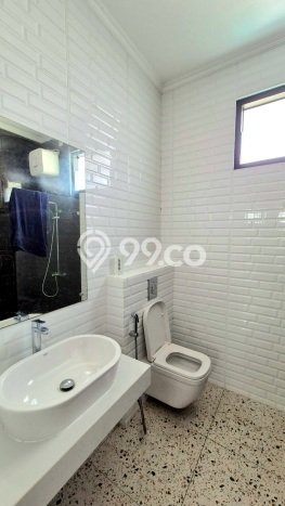 Hunian Mewah LB 630m2 Siap Huni Desain Elegan di BSD, Tangerang Hunian Mewah LB 630m2 Siap Huni Desain Elegan di BSD, Tangerang