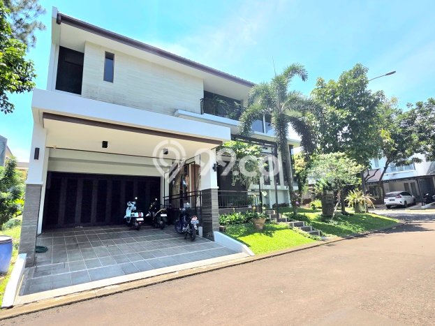 Jual Rumah Luas Megah Dengan View Cantik di BSD City, Tangerang Jual Rumah Luas Megah Dengan View Cantik di BSD City, Tangerang