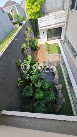 Jual Rumah Luas Megah Dengan View Eksklusif di Gading Serpong, Tangerang Jual Rumah Luas Megah Dengan View Eksklusif di Gading Serpong, Tangerang