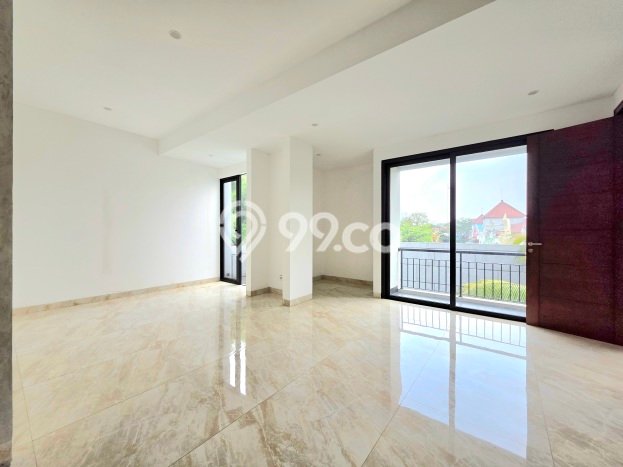 Dijual Rumah Premium dengan Fasilitas Sekitar Komplit di BSD, Tangerang Selatan Dijual Rumah Premium dengan Fasilitas Sekitar Komplit di BSD, Tangerang Selatan