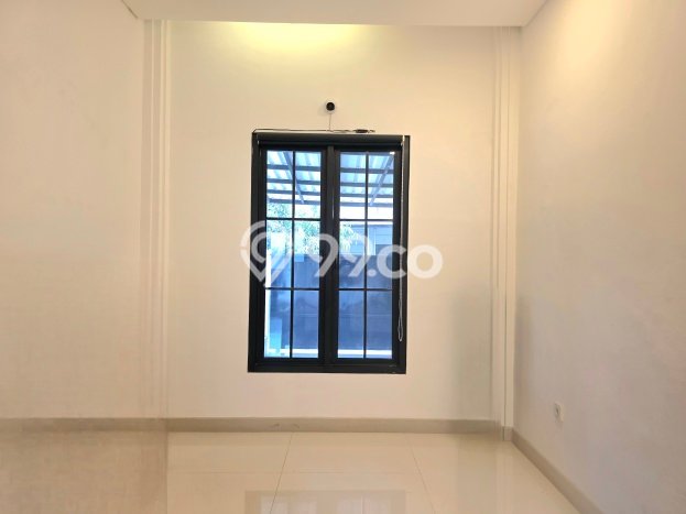 For Sale Rumah Elit Exclusive di BSD, Tangerang Selatan For Sale Rumah Elit Exclusive di BSD, Tangerang Selatan