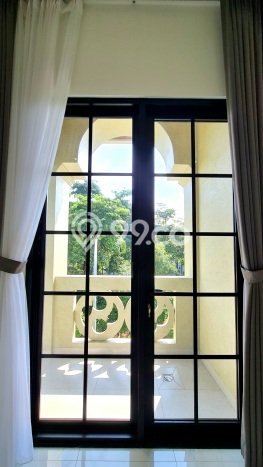 Rumah Kawasan BSD, LT 151m², LB 378m² Rumah Kawasan BSD, LT 151m², LB 378m²