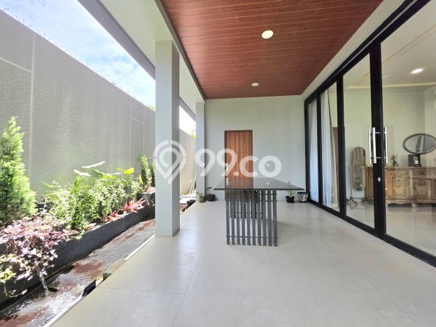 Dijual Rumah Premium dengan Fasilitas Sekitar Lengkap di BSD, Tangerang Selatan Dijual Rumah Premium dengan Fasilitas Sekitar Lengkap di BSD, Tangerang Selatan