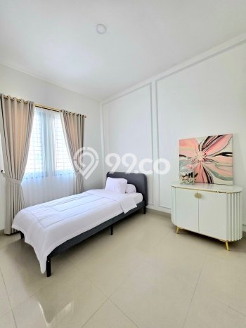 Hunian Mewah Dijual LT 180m2 di BSD, Tangerang Selatan Hunian Mewah Dijual LT 180m2 di BSD, Tangerang Selatan