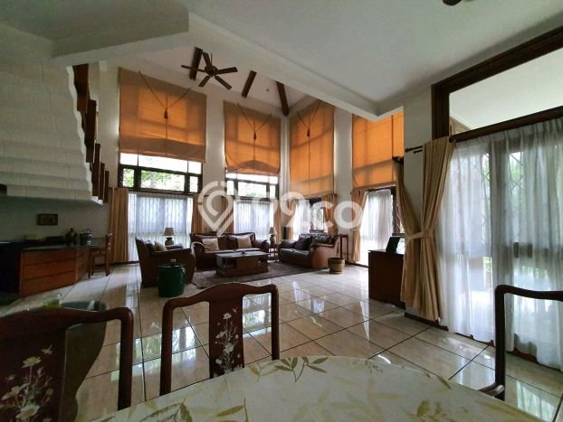 Hunian Mewah LB 408m2 Siap Huni Desain Elegan di BSD Bukit Golf, Tangerang Hunian Mewah LB 408m2 Siap Huni Desain Elegan di BSD Bukit Golf, Tangerang
