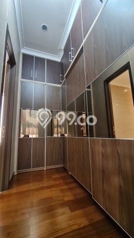 Jual Rumah Luas Megah Dengan View Eksklusif di Gading Serpong, Tangerang Jual Rumah Luas Megah Dengan View Eksklusif di Gading Serpong, Tangerang