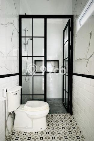 Jual Rumah Luas Elegan Dengan View Eksklusif di BSD The Icon, Tangerang Jual Rumah Luas Elegan Dengan View Eksklusif di BSD The Icon, Tangerang