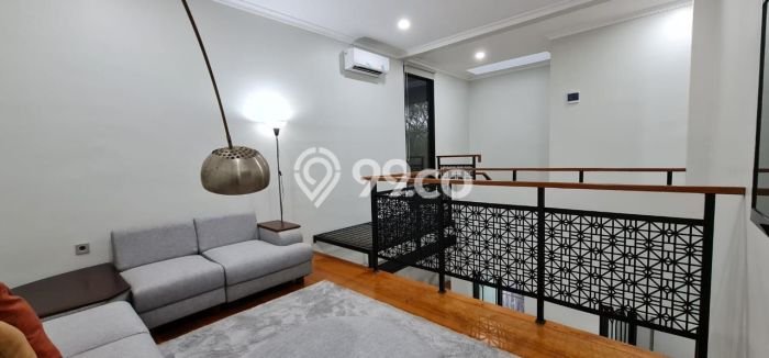 Kesempatan Langka Memiliki Rumah LT 144m² / LB 120m² di Kawasan Bisnis BSD, Tangerang Kesempatan Langka Memiliki Rumah LT 144m² / LB 120m² di Kawasan Bisnis BSD, Tangerang