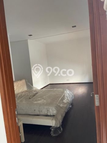 Jual Rumah Luas Elegan Dengan View Eksklusif di BSD, Tangerang Jual Rumah Luas Elegan Dengan View Eksklusif di BSD, Tangerang