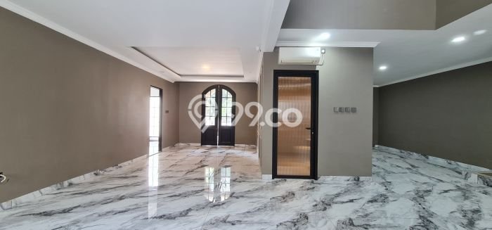 Rumah 4 KT 4 KM di Area Premium BSD Giri Loka, Tangerang Rumah 4 KT 4 KM di Area Premium BSD Giri Loka, Tangerang