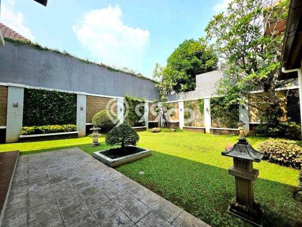 Rumah 4 KT 5 KM Luas Tanah 630m2m², LB 348m2m² di , Tangerang Rumah 4 KT 5 KM Luas Tanah 630m2m², LB 348m2m² di , Tangerang