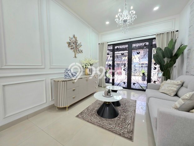 Hunian Mewah Dijual LT 180m2 di BSD, Tangerang Selatan Hunian Mewah Dijual LT 180m2 di BSD, Tangerang Selatan