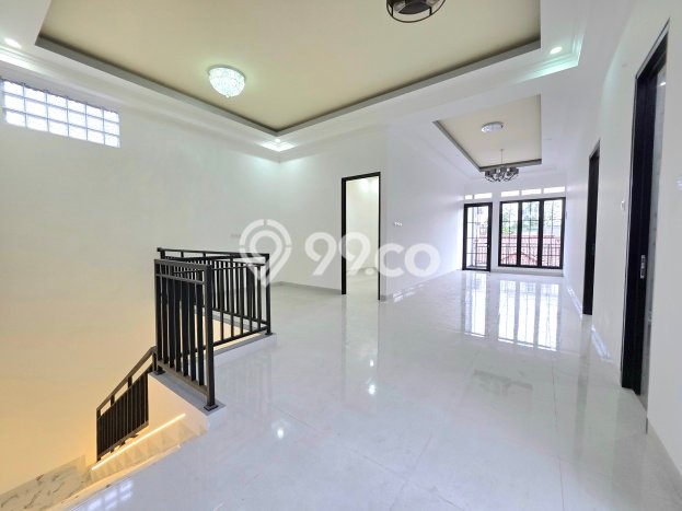 Rumah Luxury Modern Siap Huni di BSD Tangerang Rumah Luxury Modern Siap Huni di BSD Tangerang