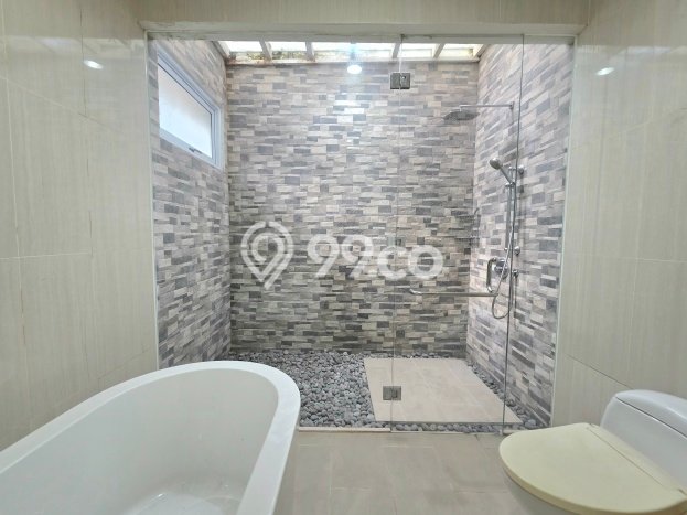 Hot Offer Hunian Mewah Ideal dan Luas di BSD, Tangerang Selatan Hot Offer Hunian Mewah Ideal dan Luas di BSD, Tangerang Selatan