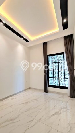 Rumah Kawasan BSD, LT 151m², LB 378m² Rumah Kawasan BSD, LT 151m², LB 378m²