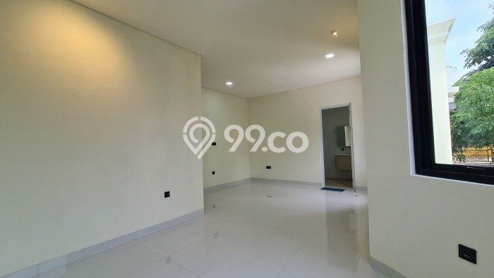 Jual Rumah Mewah Megah Dengan View Eksklusif di BSD Eminent, Tangerang Jual Rumah Mewah Megah Dengan View Eksklusif di BSD Eminent, Tangerang
