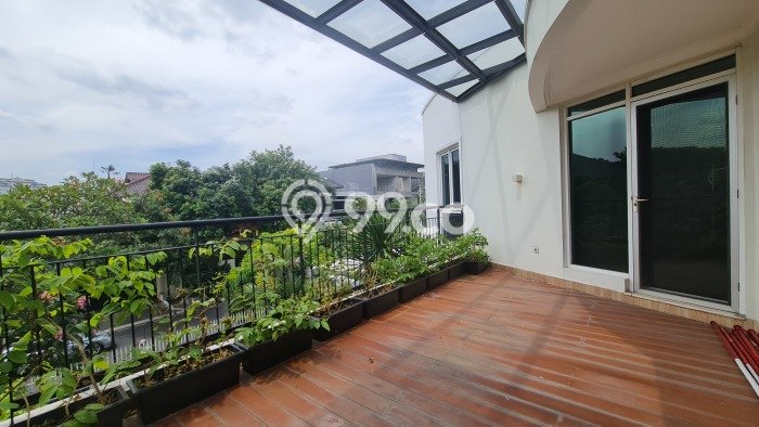 Rumah Elit Modern Siap Huni di Pondok Indah Jakarta Selatan Rumah Elit Modern Siap Huni di Pondok Indah Jakarta Selatan