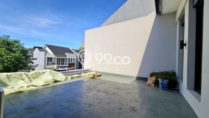 Rumah Elit Modern Tanpa Renovasi di BSD Tangerang Rumah Elit Modern Tanpa Renovasi di BSD Tangerang