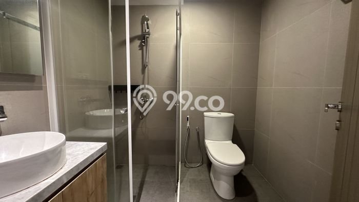 Hunian Mewah LB 370m2 Siap Huni Desain Elegan di BSD City, Tangerang Hunian Mewah LB 370m2 Siap Huni Desain Elegan di BSD City, Tangerang