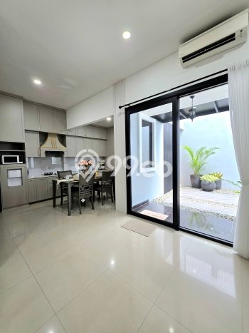 Hunian Mewah Dijual LT 180m2 di BSD, Tangerang Selatan Hunian Mewah Dijual LT 180m2 di BSD, Tangerang Selatan