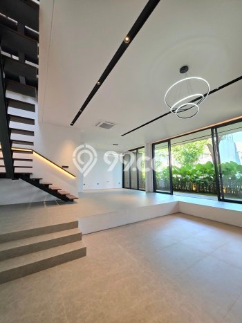 Hunian Elit LB 400m2 Siap Huni Desain Elegan di BSD City, Tangerang Hunian Elit LB 400m2 Siap Huni Desain Elegan di BSD City, Tangerang