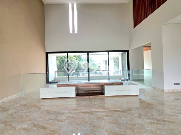 Dijual Rumah Premium dengan Fasilitas Sekitar Komplit di BSD, Tangerang Selatan Dijual Rumah Premium dengan Fasilitas Sekitar Komplit di BSD, Tangerang Selatan