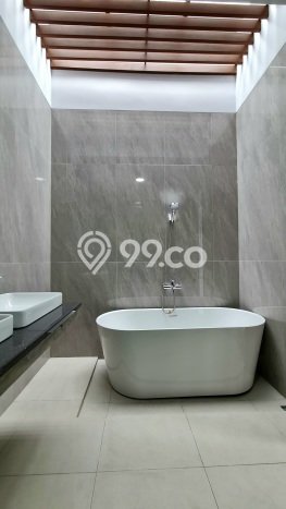 Rumah Luxury Modern Siap Huni di BSD Tangerang Rumah Luxury Modern Siap Huni di BSD Tangerang