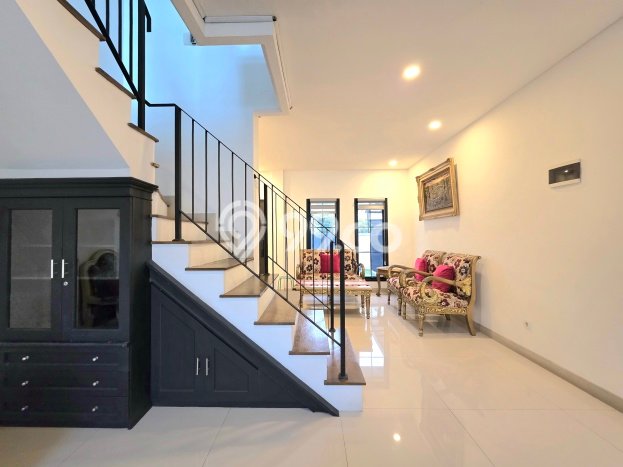 For Sale Rumah Elit Exclusive di BSD, Tangerang Selatan For Sale Rumah Elit Exclusive di BSD, Tangerang Selatan