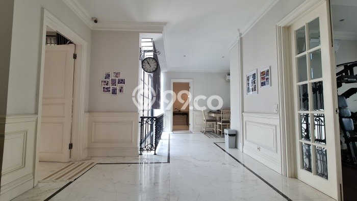 Rumah Elit Modern Tanpa Renovasi di Gading Serpong Tangerang Rumah Elit Modern Tanpa Renovasi di Gading Serpong Tangerang