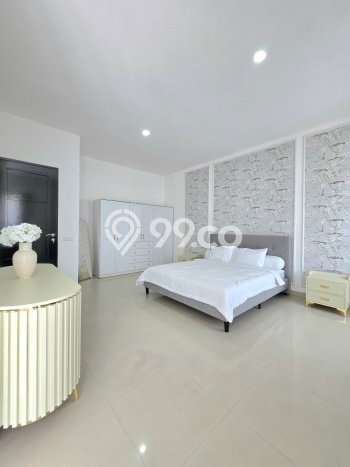Hunian Mewah Dijual LT 180m2 di BSD, Tangerang Selatan Hunian Mewah Dijual LT 180m2 di BSD, Tangerang Selatan