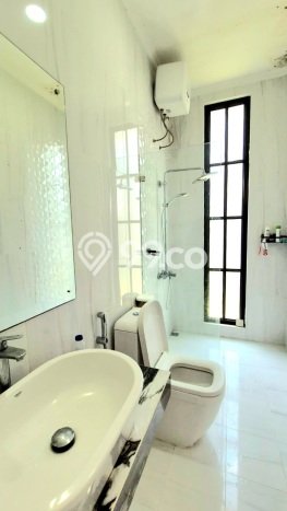 Hunian Mewah LB 630m2 Siap Huni Desain Elegan di BSD, Tangerang Hunian Mewah LB 630m2 Siap Huni Desain Elegan di BSD, Tangerang