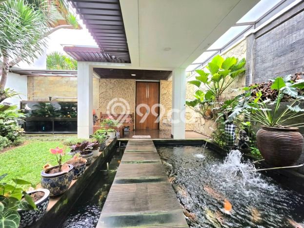 Rumah Luxury Modern Tanpa Renovasi di BSD Tangerang Rumah Luxury Modern Tanpa Renovasi di BSD Tangerang