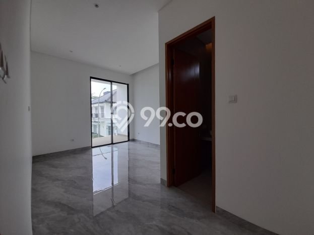 Rumah LT 212m² Akses Strategis di BSD, Dekat Pusat Kota, Tangerang Rumah LT 212m² Akses Strategis di BSD, Dekat Pusat Kota, Tangerang