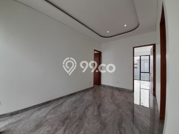 Rumah LT 212m² Akses Strategis di BSD, Dekat Pusat Kota, Tangerang Rumah LT 212m² Akses Strategis di BSD, Dekat Pusat Kota, Tangerang