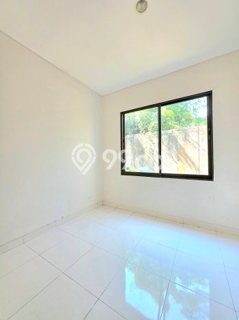 Rumah Elit Modern Tanpa Renovasi di BSD Foresta Tangerang Rumah Elit Modern Tanpa Renovasi di BSD Foresta Tangerang