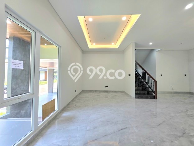 Rumah Mewah Dijual LT 212m2 di BSD, Tangerang Selatan Rumah Mewah Dijual LT 212m2 di BSD, Tangerang Selatan