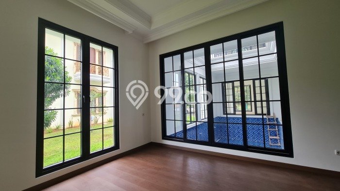 Rumah di BSD The Green, Tangerang, Luas 320m² Bangunan 433m² Rumah di BSD The Green, Tangerang, Luas 320m² Bangunan 433m²