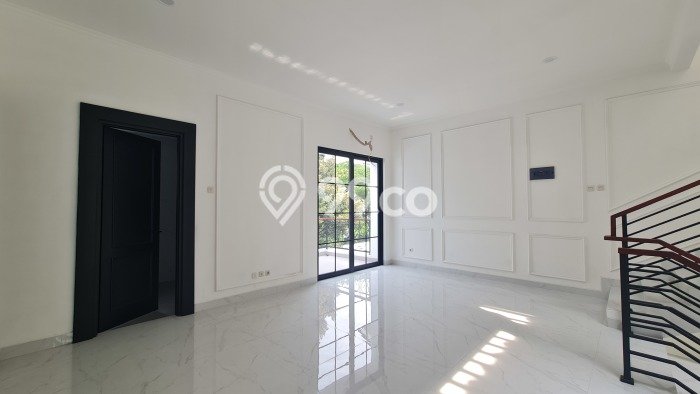 Rumah Luxury Modern Siap Huni di Bintaro Tangerang Selatan Rumah Luxury Modern Siap Huni di Bintaro Tangerang Selatan