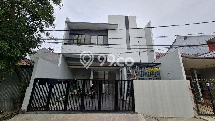 HARGA TERBAIK! Rumah Berkualitas area BSD Nusaloka, LT 130m² Bangunan 190m² HARGA TERBAIK! Rumah Berkualitas area BSD Nusaloka, LT 130m² Bangunan 190m²