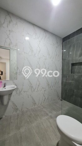 HUNIAN PILIHAN! Rumah di Gading Serpong, LT 120m² Bangunan 200m² HUNIAN PILIHAN! Rumah di Gading Serpong, LT 120m² Bangunan 200m²
