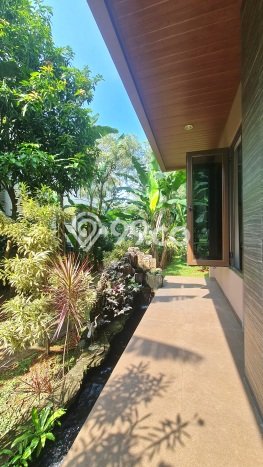 Dijual Rumah Luas Elegan Dengan View Cantik di BSD, Tangerang Dijual Rumah Luas Elegan Dengan View Cantik di BSD, Tangerang