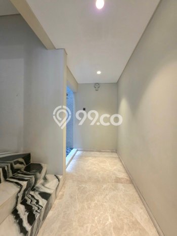 For Sale! Luxury House LT 550m2 Desain Modern di BSD For Sale! Luxury House LT 550m2 Desain Modern di BSD