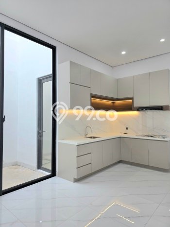Rumah Modern Cantik 3 KT Bisa Langsung Pindah di BSD Rumah Modern Cantik 3 KT Bisa Langsung Pindah di BSD