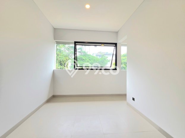 Hunian Mewah Siap Huni LT 120m2 di BSD, Tangerang Selatan Hunian Mewah Siap Huni LT 120m2 di BSD, Tangerang Selatan