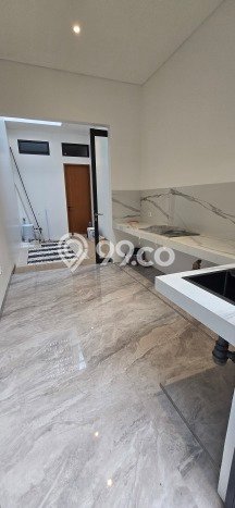 Rumah LT 212m² Akses Strategis di BSD, Dekat Pusat Kota, Tangerang Rumah LT 212m² Akses Strategis di BSD, Dekat Pusat Kota, Tangerang