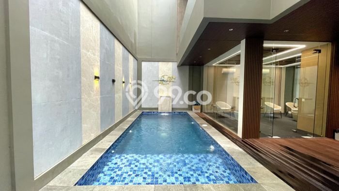 Rumah Elit Modern Tanpa Renovasi di BSD City Tangerang Rumah Elit Modern Tanpa Renovasi di BSD City Tangerang