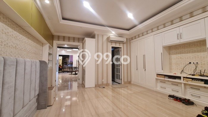 Rumah Elit Modern Siap Huni di Pondok Indah Jakarta Selatan Rumah Elit Modern Siap Huni di Pondok Indah Jakarta Selatan