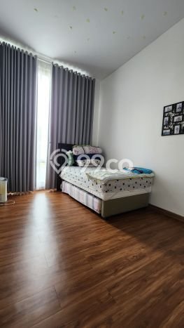 HOT DEAL! Rumah Berkualitas di BSD Eminent, Tangerang, Luas 200m² LB 185m² HOT DEAL! Rumah Berkualitas di BSD Eminent, Tangerang, Luas 200m² LB 185m²